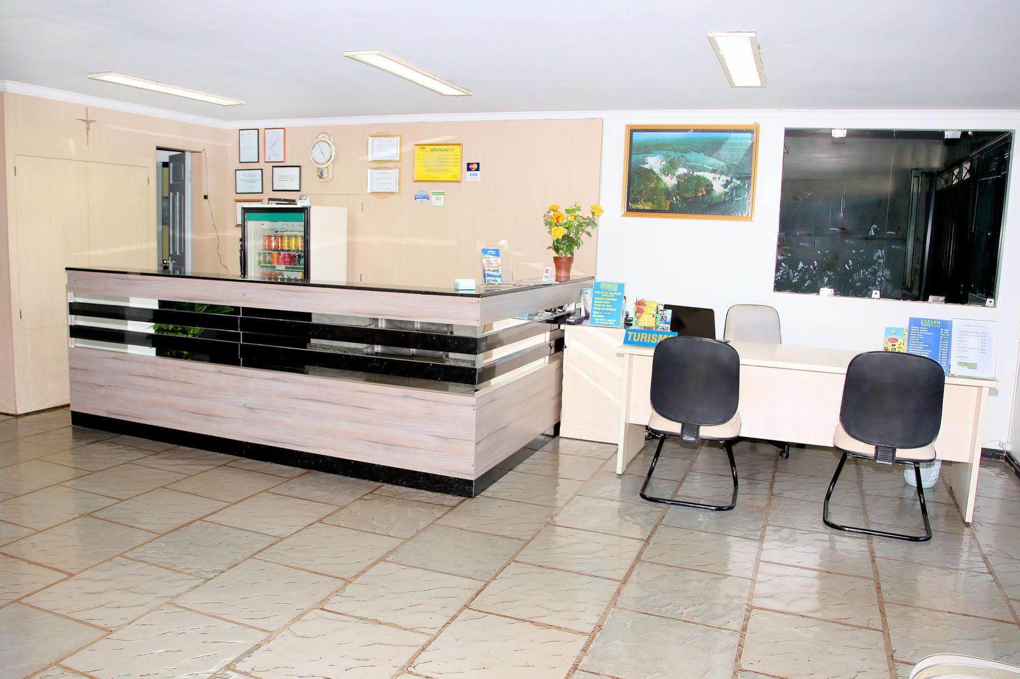 Hotel Village Foz Фос ду Игуасу Екстериор снимка